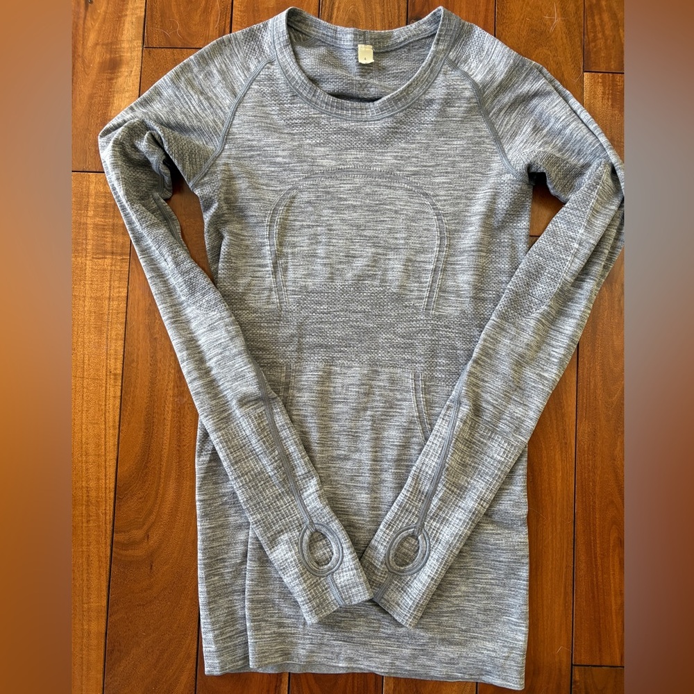 Lululemon long sleeve swiftly tech shirt